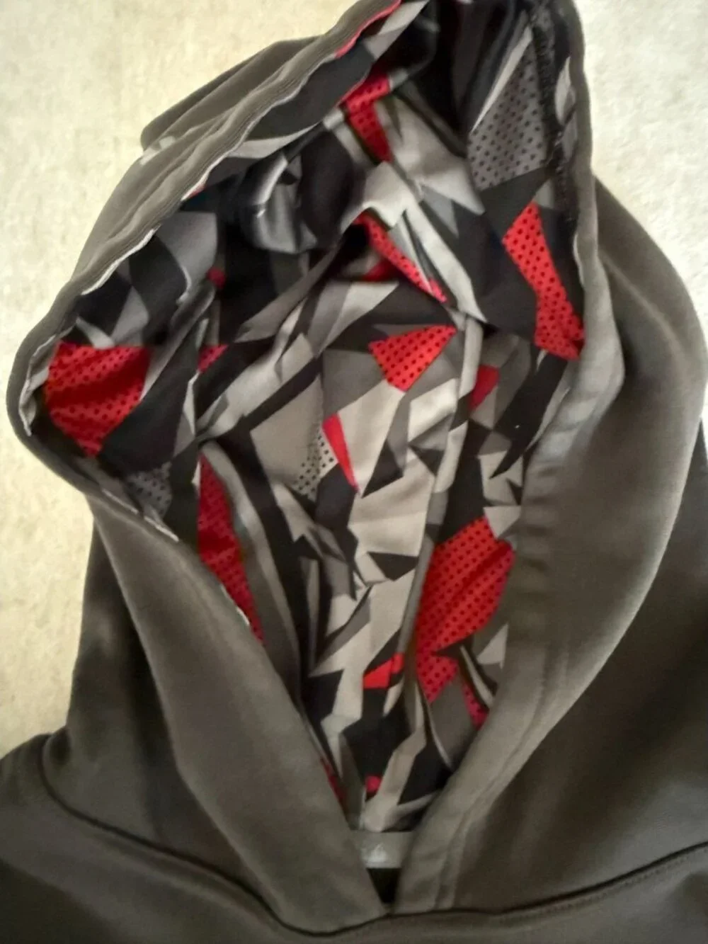 Under Armour ColdGear Storm Hoodie – Youth Large – Red/Black Performance